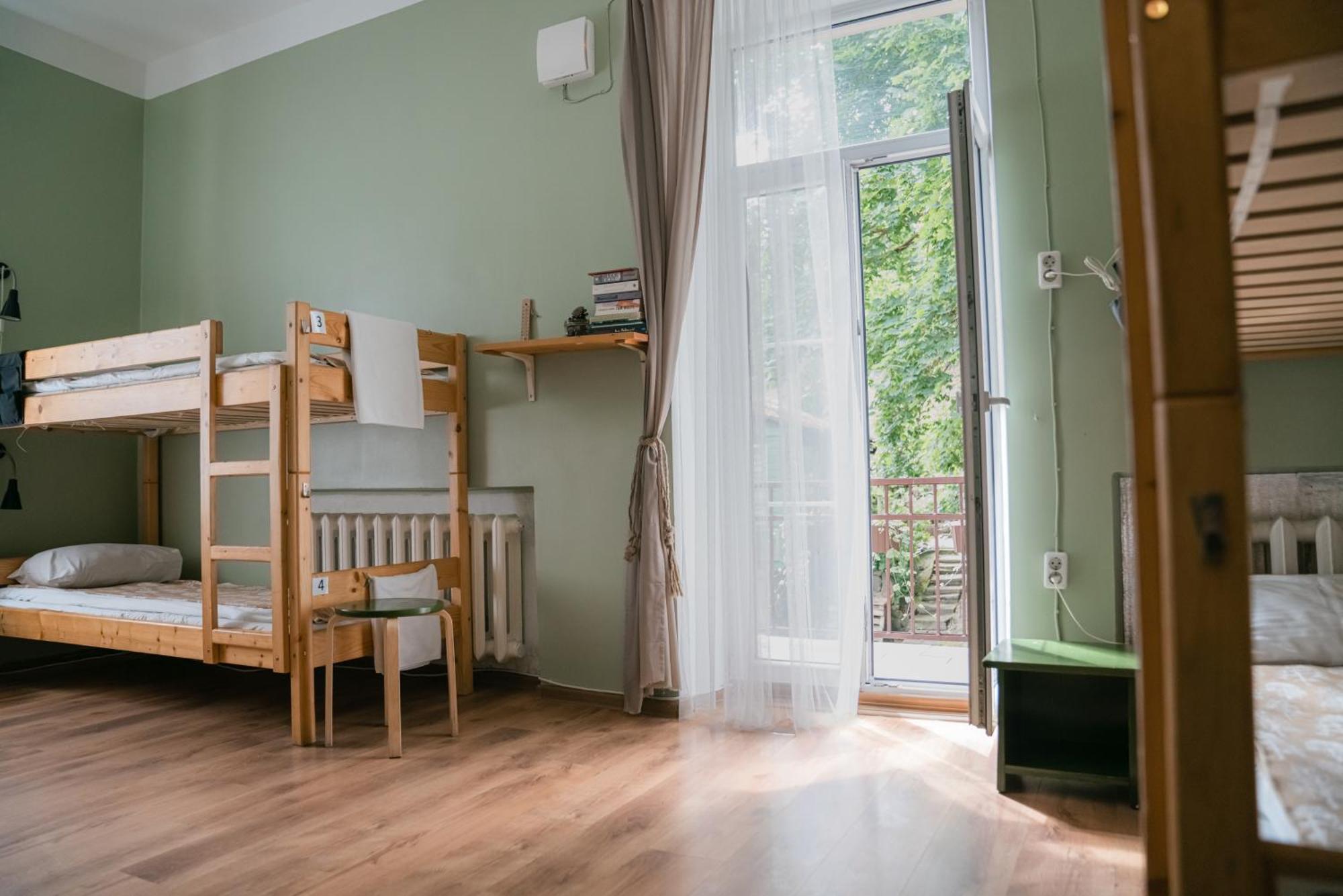וילנה Downtown Forest Hostel & Camping מראה חיצוני תמונה