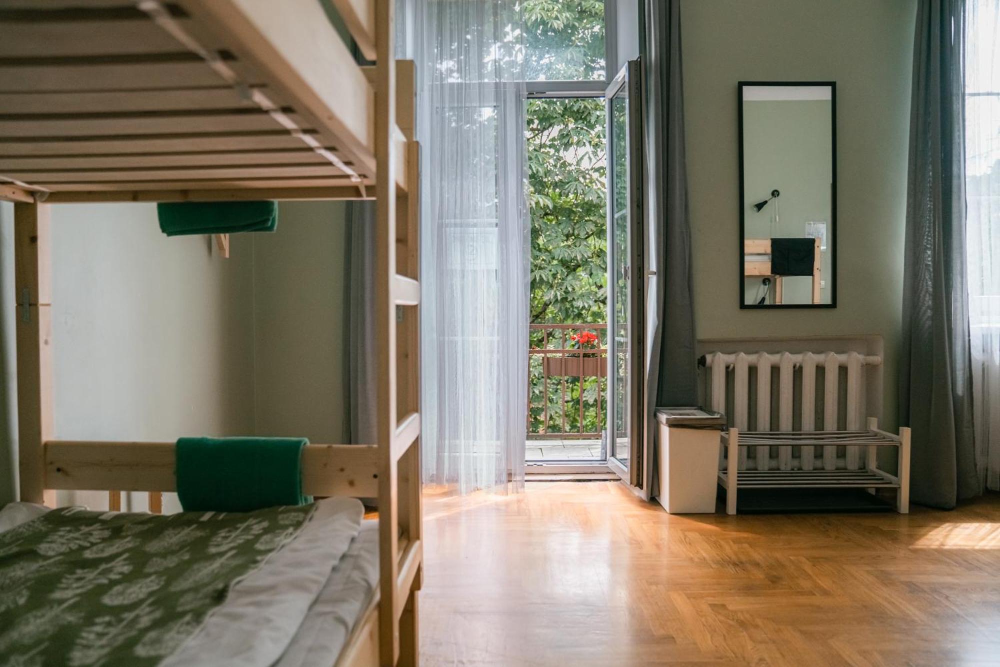 וילנה Downtown Forest Hostel & Camping מראה חיצוני תמונה
